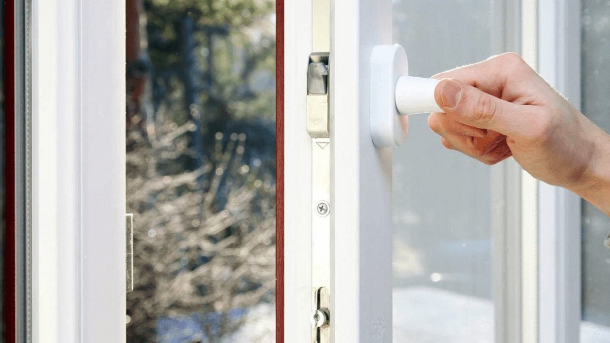 S příchodem chladu se v českých domech objevuje vlhkost několik tipů jak předejít nepříjemným překvapením na stěnách