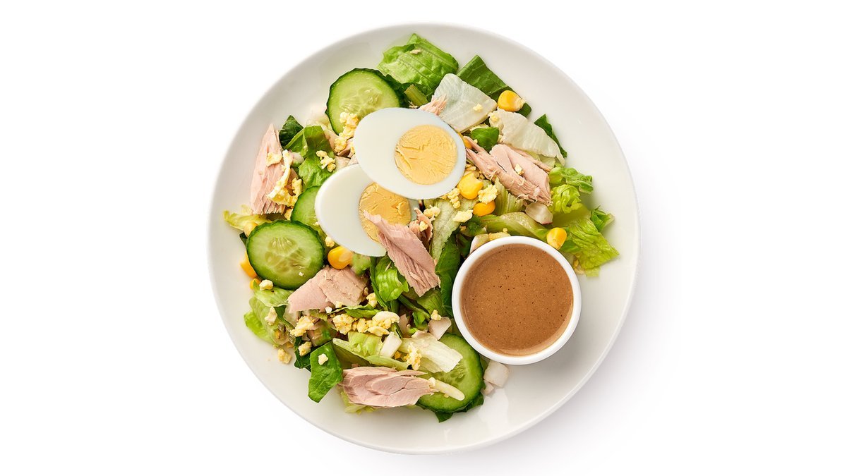 Rychlý tuňákový salát recept který pomůže v českém tempu života