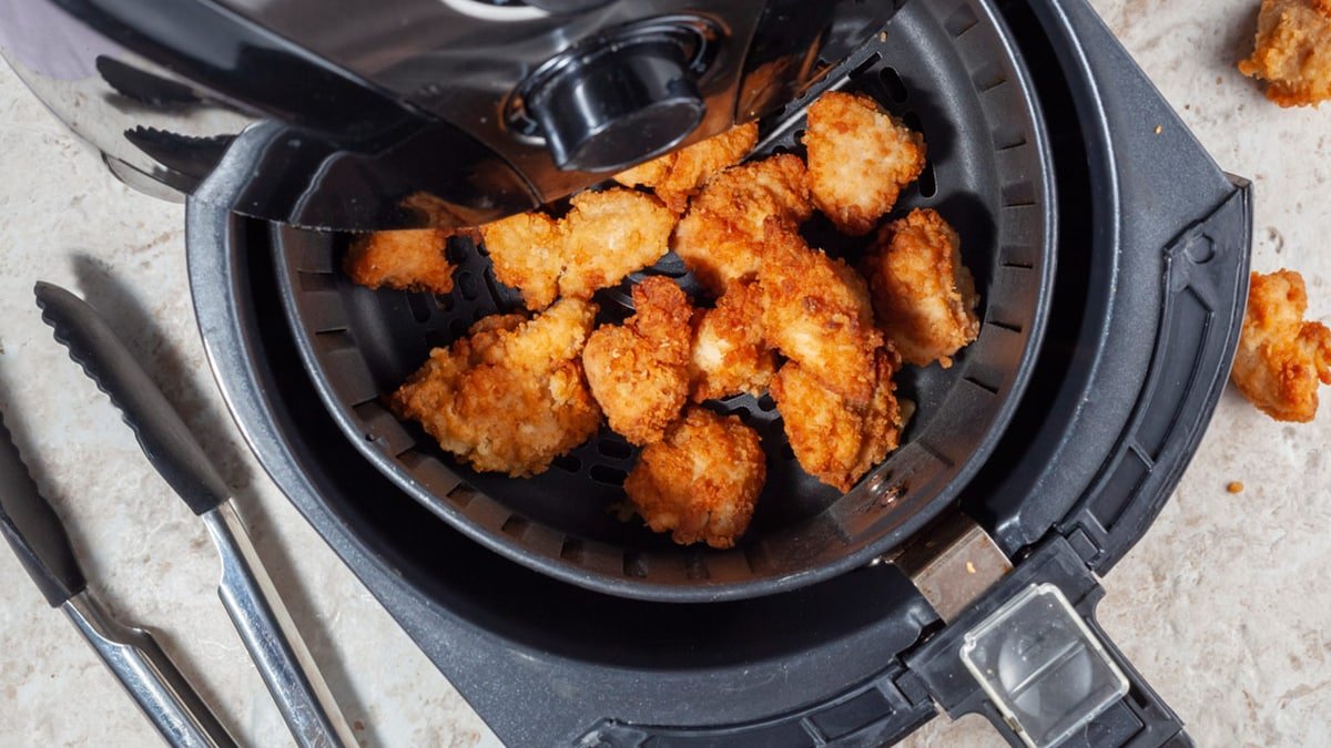 9 nevýhod horkovzdušných fritéz a proč se o nich při nákupu často nemluví zkušenosti z českých domácností