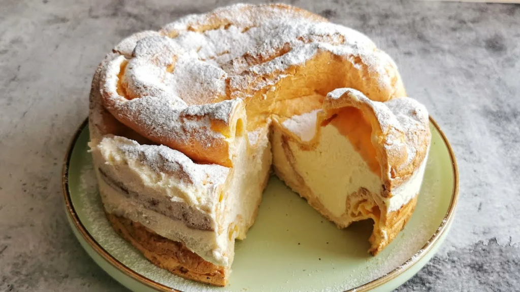 Karpatka po česku: oblíbený dort s vanilkovým krémem bez vyvalování korpusů, lehký, nadýchaný a rozplývá se na jazyku