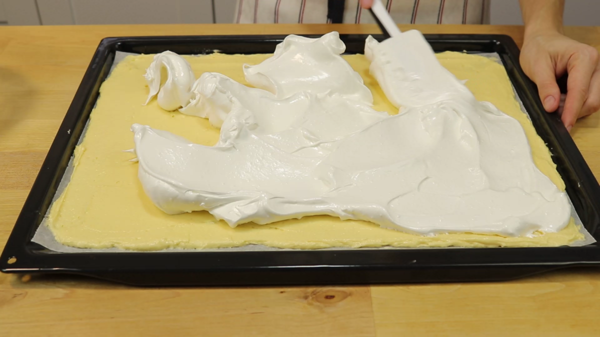 Karpatka po česku: oblíbený dort s vanilkovým krémem bez vyvalování korpusů, lehký, nadýchaný a rozplývá se na jazyku